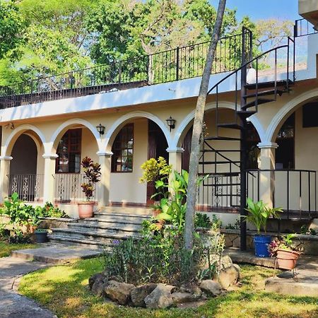 Camilas Hotel Σαν Πέδρο Σούλα Εξωτερικό φωτογραφία