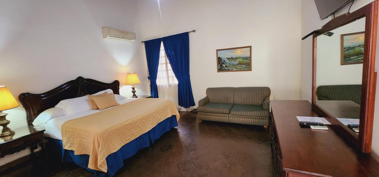 Camilas Hotel Σαν Πέδρο Σούλα Εξωτερικό φωτογραφία