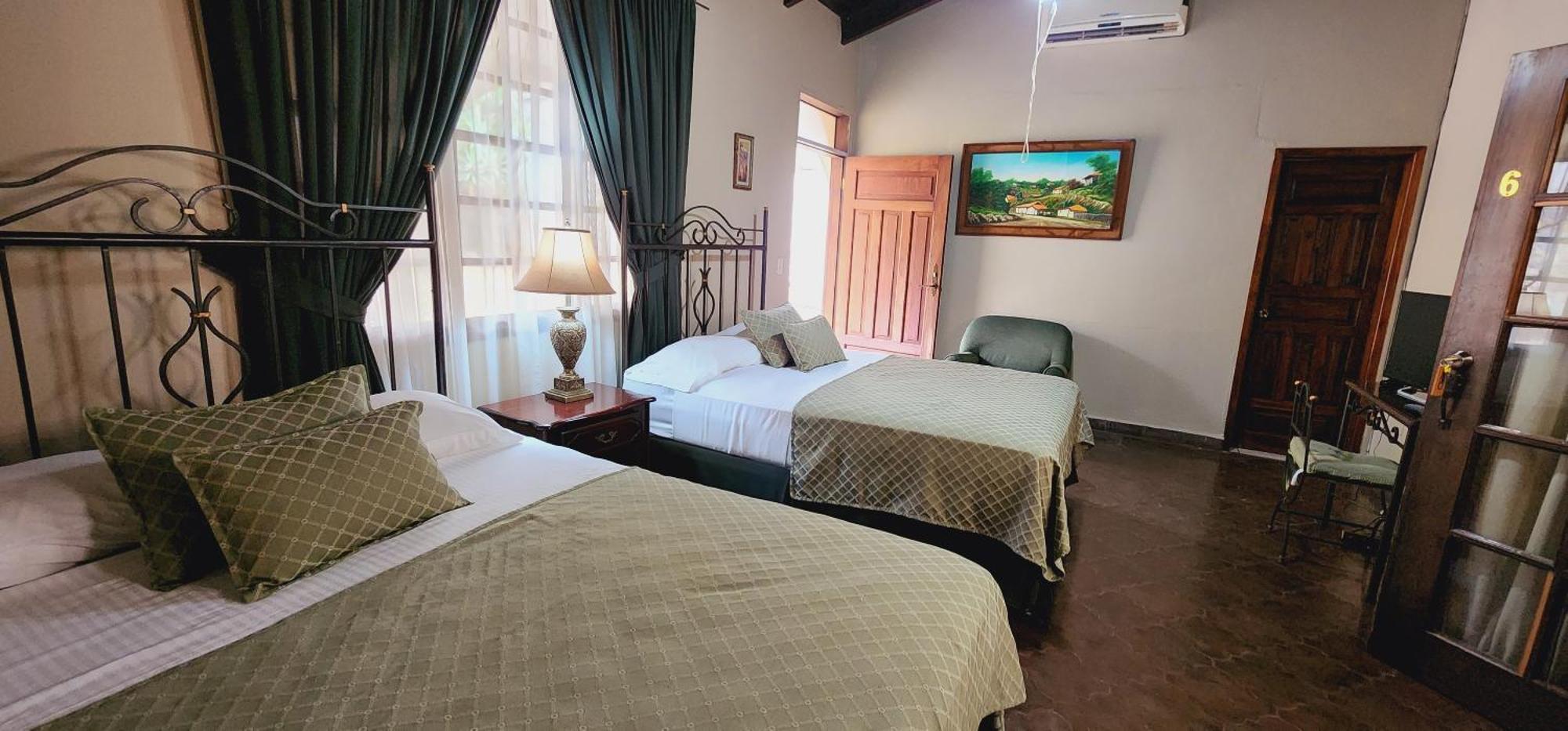 Camilas Hotel Σαν Πέδρο Σούλα Εξωτερικό φωτογραφία